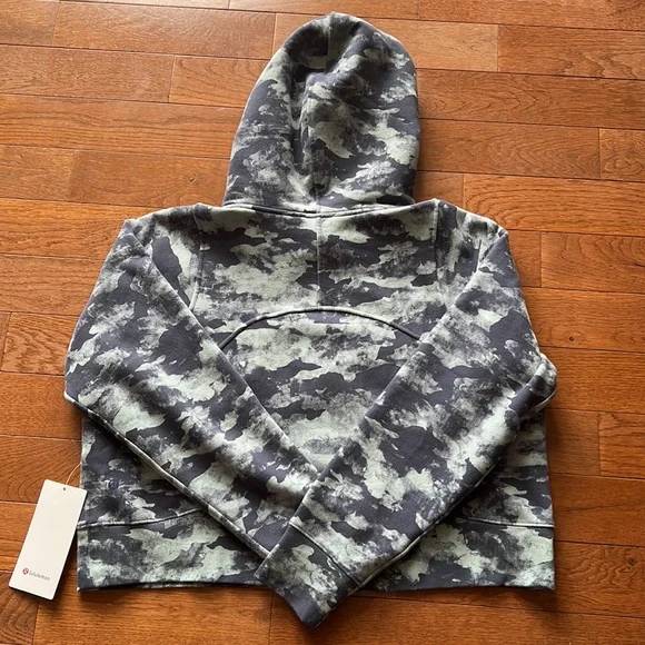 💙LULULEMON LOUNGEFUL CROPPED HOODIE/JACKET-HERITAGE CAMO WASH BLUE MULTI-14💙 - Picture 4 of 13